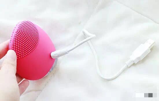 Luna潔面儀 科技護(hù)膚新寵，但“乙酸乙酯”成分引關(guān)注